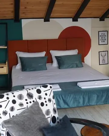 Wild Nest Wolf Lux Villa