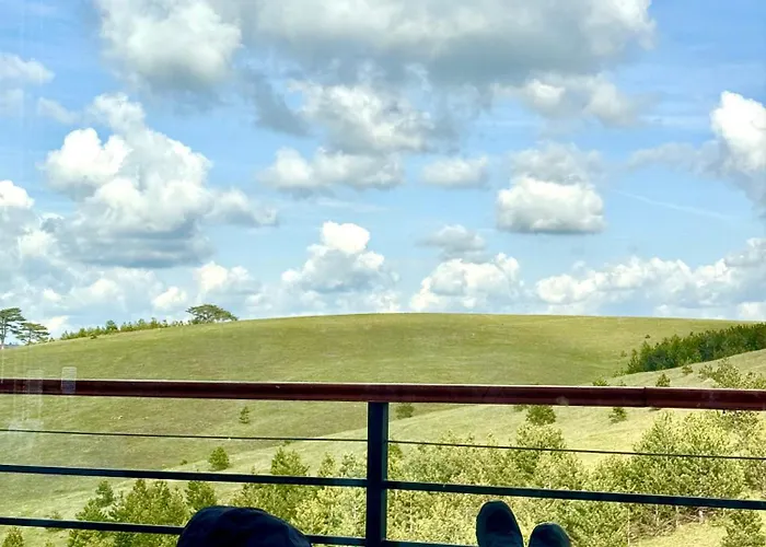 Wild Nest Wolf Lux וילה *