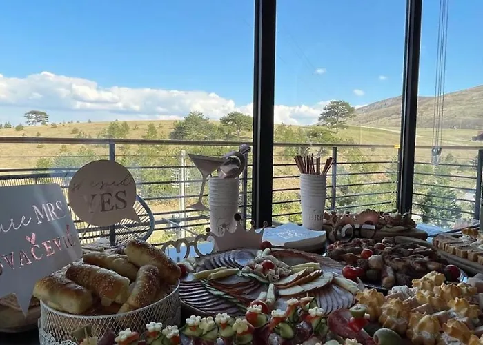 וילה Wild Nest Wolf Lux *