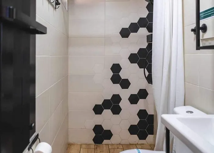 Wild Nest Wolf Lux Krajevi